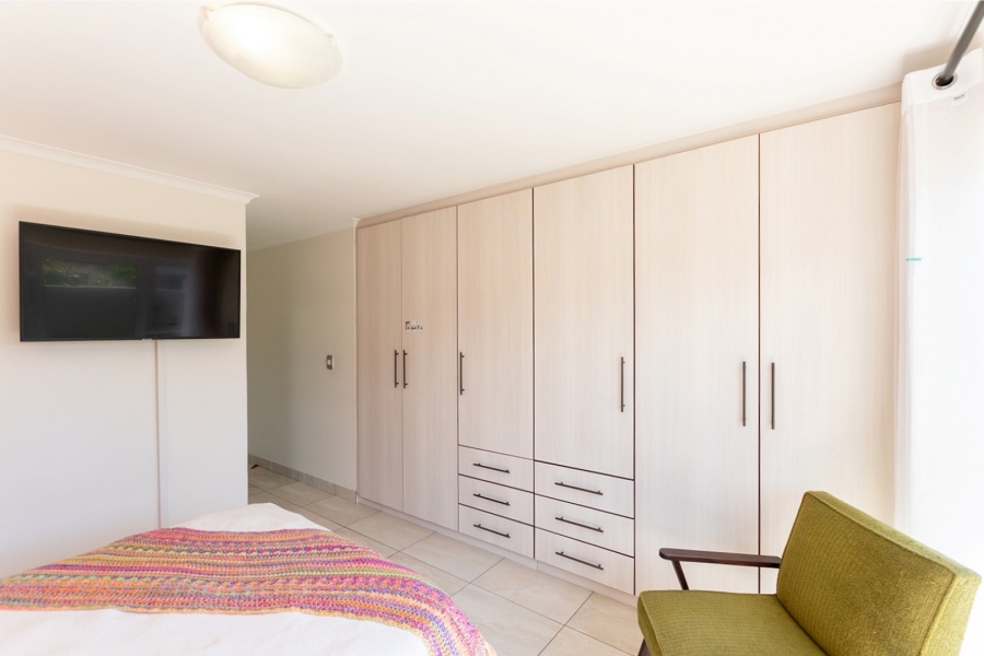 4 Bedroom Property for Sale in Sunset Estate Western Cape
